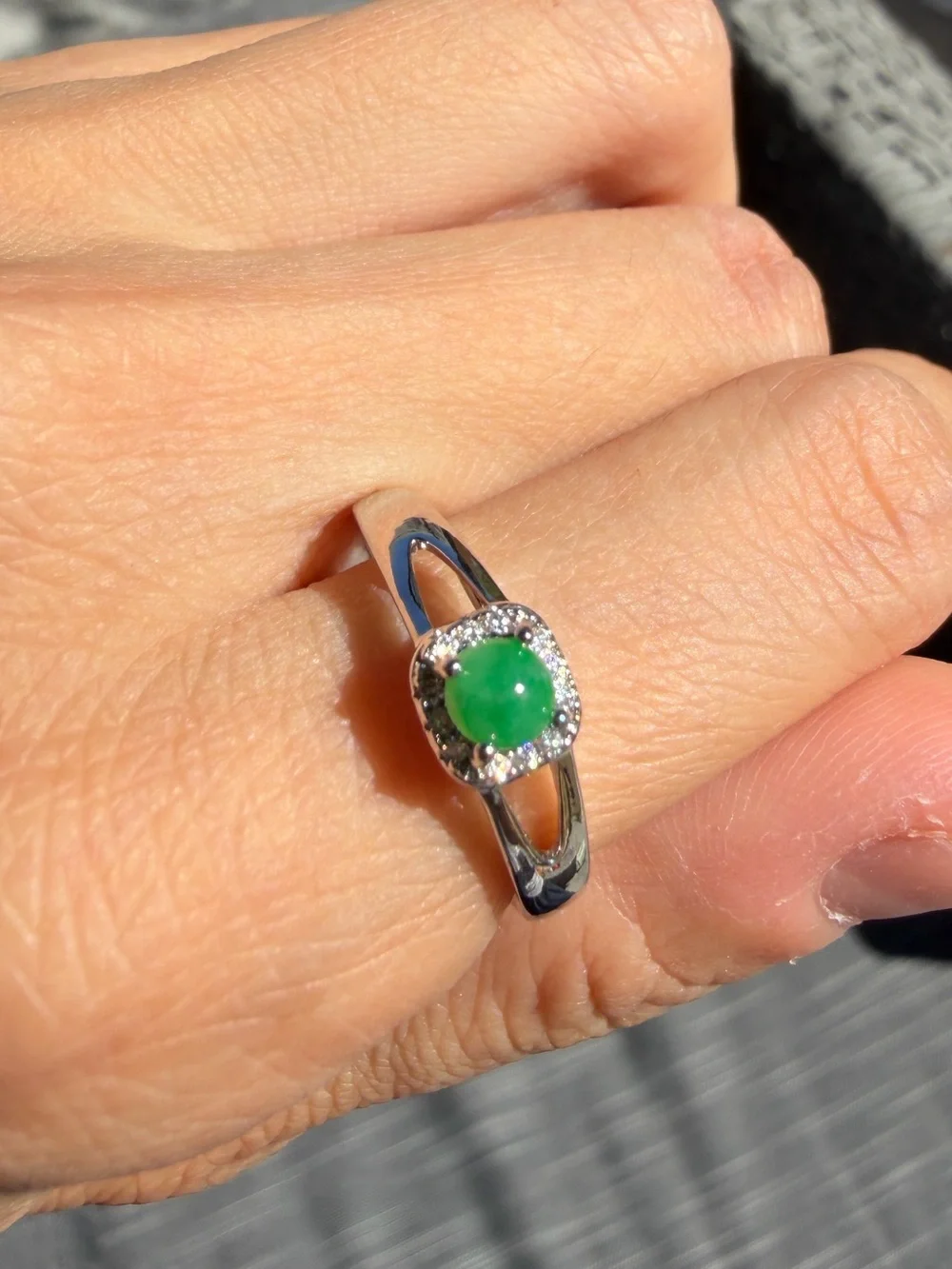 Natural Burmese Jadeite Jade A-Grade Green Cabochon Ring